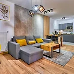Lägenhet Simjes Kilinskiego 17 - Centrum, Przy Wyciagu, Blisko Szlakow